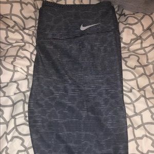 Nike leggings